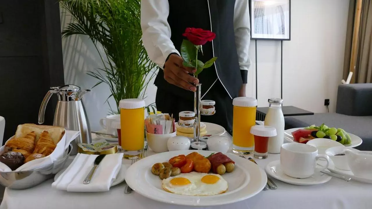 LEROYALMERDIENE_SHABAVIZ (11).jpg